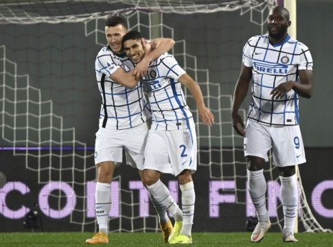 «Πάτησε» κορυφή η Ίντερ, 2-0 τη Φιορεντίνα