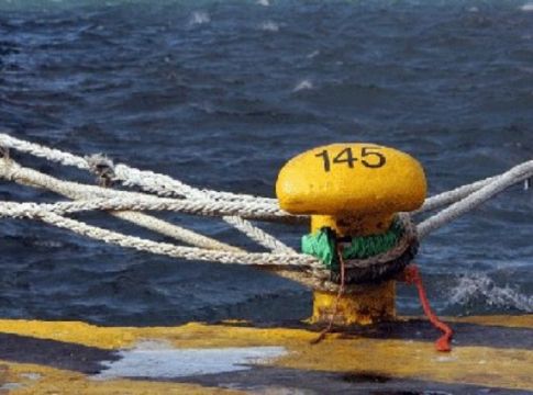 Απεργία : Δεμένα τα πλοία σήμερα στα λιμάνια