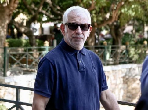 Πέτρος Φιλιππίδης: «Στο νοσοκομείο με συμπτώματα εγκεφαλικού» – Η ανακοίνωση της οικογένειας