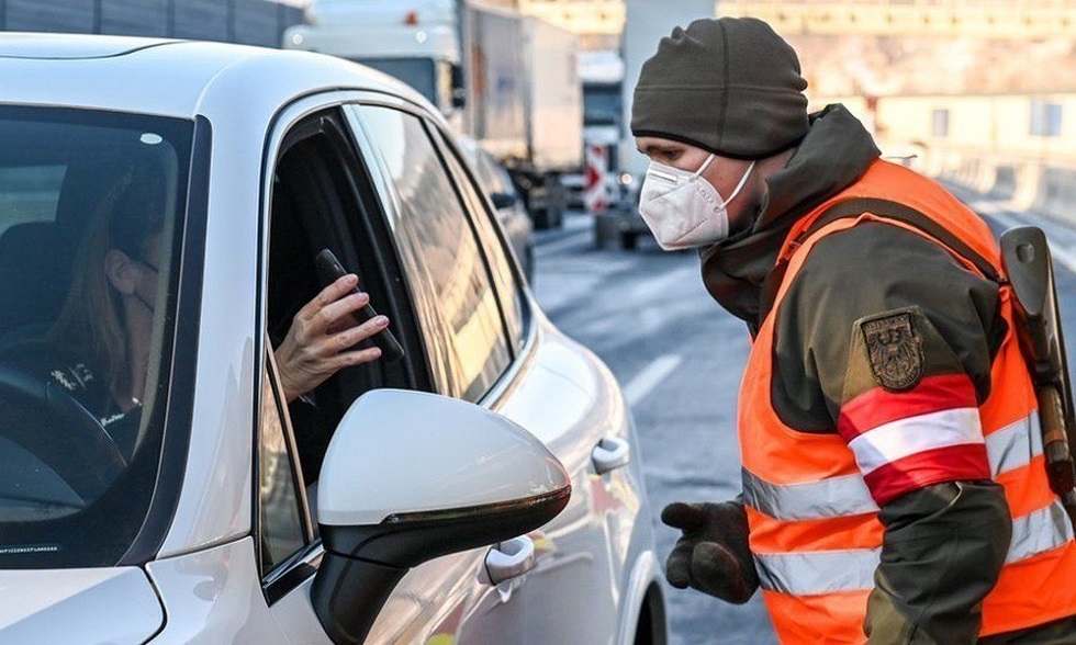 Αντιδρά η Γαλλία στους διασυνοριακούς ταξιδιωτικούς περιορισμούς που ανακοίνωσε η Γερμανία