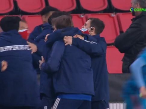 Ολυμπιακός : Πανηγύρισαν με την ψυχή τους τη σπουδαία πρόκριση (vid)