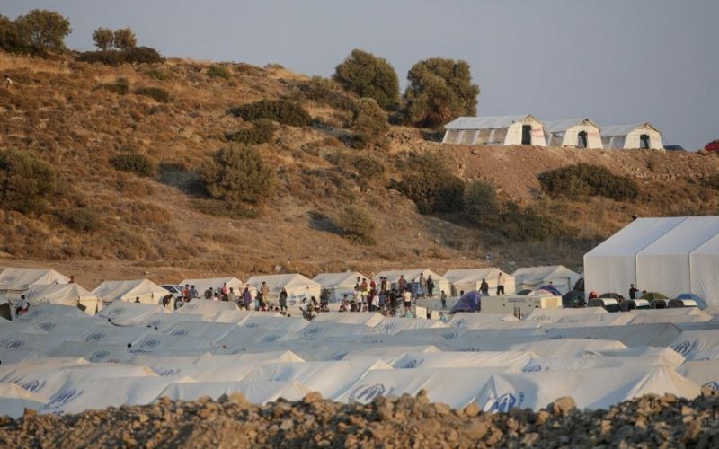 Προσφυγικό – Καρά Τεπέ : Ελεύθερη αφέθηκε μετά την απολογία της η 26χρονη Αφγανή που αυτοπυρπολήθηκε
