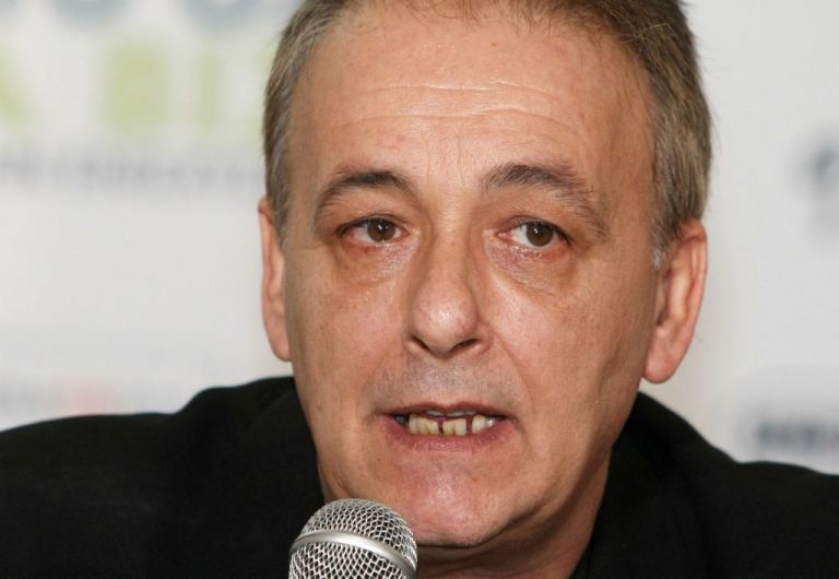 Andreas Mikroytsikos Sto Nosokomeio Espeysmena Ti Synebh Ston Paroysiasth To10 Gr