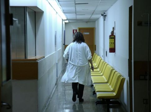 Υπουργείο Υγείας: Προκήρυξη 939 θέσεων μόνιμου ιατρικού προσωπικού