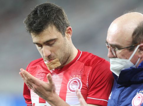 Αγωνία για Παπασταθόπουλο ενόψει Αϊντχόφεν – Η διάγνωση των γιατρών και για τον Μπρούμα