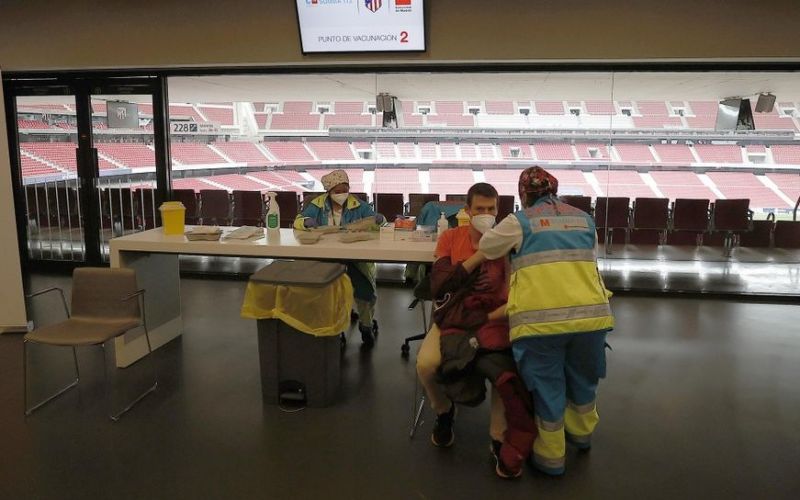 Έγινε κέντρο εμβολιασμού για τον κορωνοϊό το Wanda Metropolitano (vid)