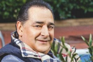 Βασίλης Καρράς: Το παράπονο για τον Πασχάλη Τερζή – Γιατί δεν μιλούν πια οι δύο αδελφικοί φίλοι;