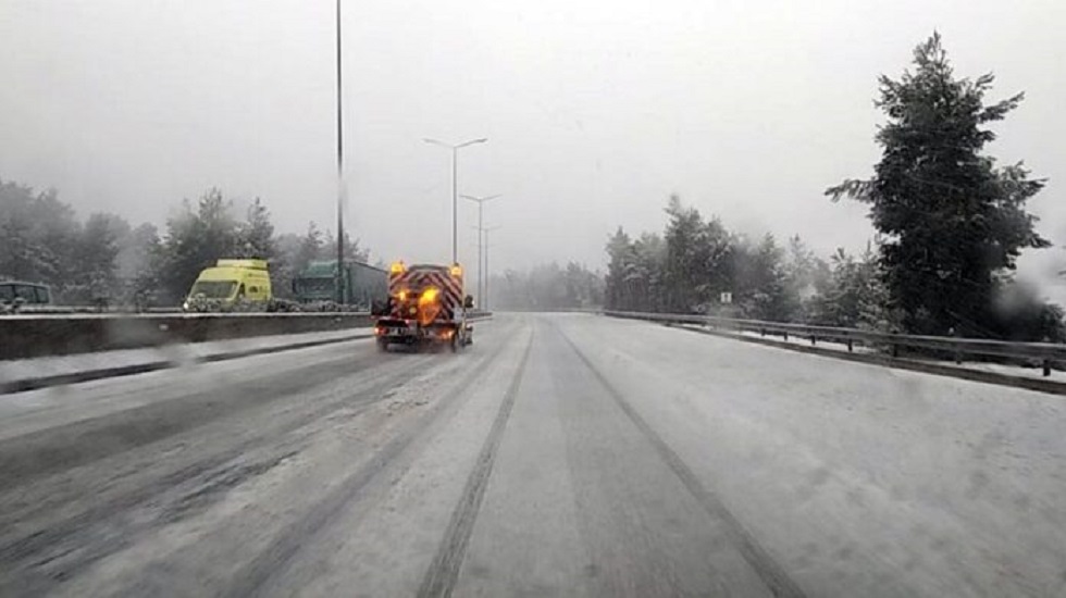 Απαγόρευση κυκλοφορίας φορτηγών στην Αττική Οδό – Αποκαταστάθηκε στην Αθηνών – Κορίνθου