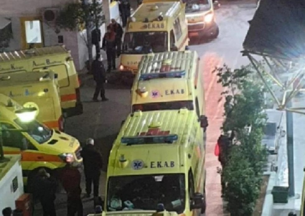 Ακόμη μια δραματική εφημερία στον «Ευαγγελισμό» – Διασωληνώσεις ασθενών εκτός ΜΕΘ