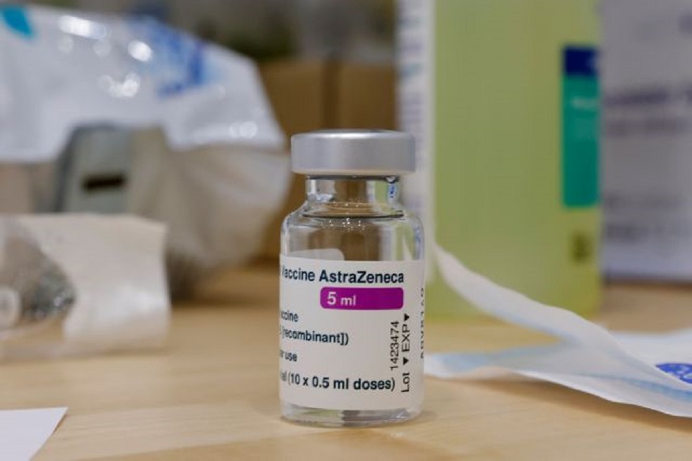 Πέθανε υγειονομικός που έκανε το εμβόλιο της AstraZeneca