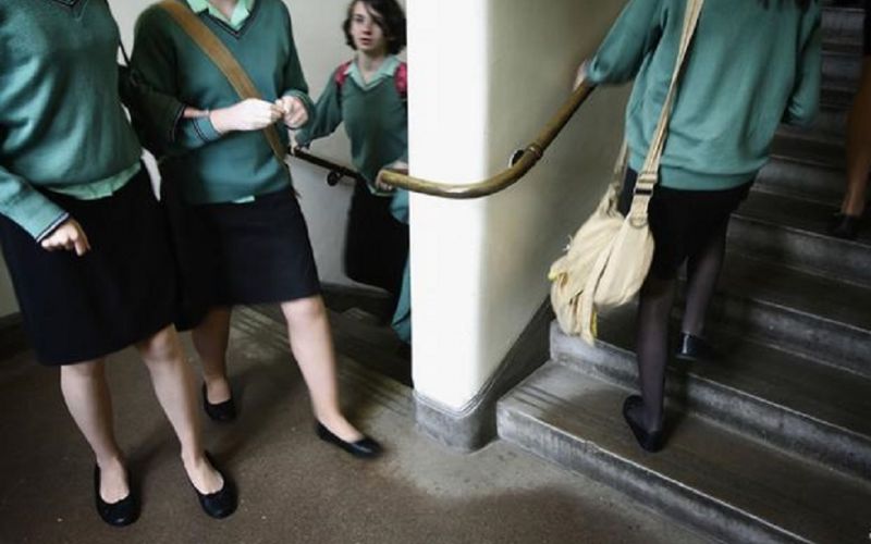 Βρετανία : «Κουλτούρα βιασμού» σε εκπαιδευτικά ιδρύματα