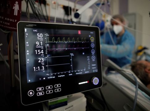 Κορωνοϊός : 3.465 νέα κρούσματα και 56 θάνατοι – Στους 630 οι διασωληνωμένοι