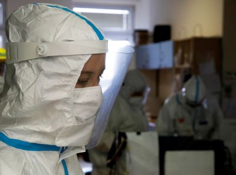 Κορωνοϊός : 2.570 νέα κρούσματα και 51 θάνατοι – Στους 506 οι διασωληνωμένοι