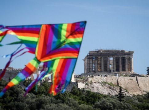 Καθαρά Δευτέρα : Οι ερωτήσεις «παγίδα» της Αστυνομίας – Τα SOS για να μην πληρώσετε «χρυσά» τα Σαρακοστιανά