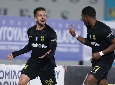 ΠΑΕ Άρης : «Χρόνια πολλά Λούκας» (pic)