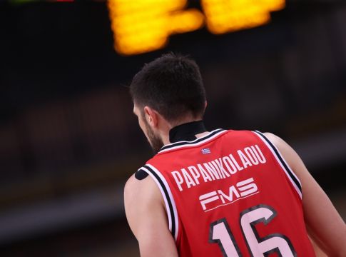 Ολυμπιακός : Μπαίνει την Παρασκευή στο χειρουργείο ο Παπανικολάου
