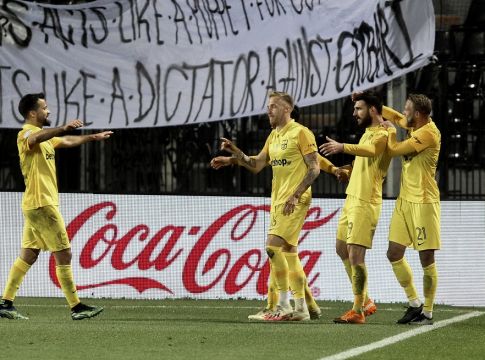 Πολύ σκληρός για να λυγίσει ο Άρης