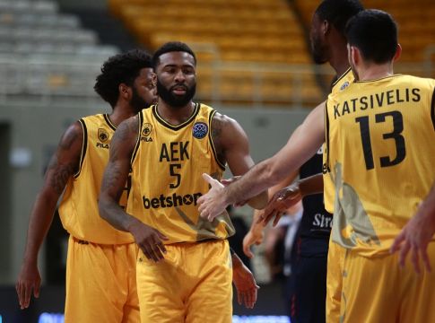 ΑΕΚ – Στρασμπούρ 77-68