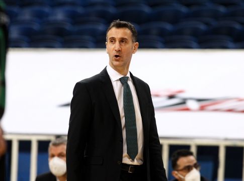 Λούμπιν : «Απογοητευτικό όταν χάνεις στην έδρα σου, ο Λόιντ έκανε μεγάλη εμφάνιση»
