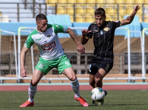 Διπλό του Καραϊσκάκη στο Ηράκλειο (0-1), νίκη με δέκα παίκτες η Παναχαϊκή (1-0, vids)
