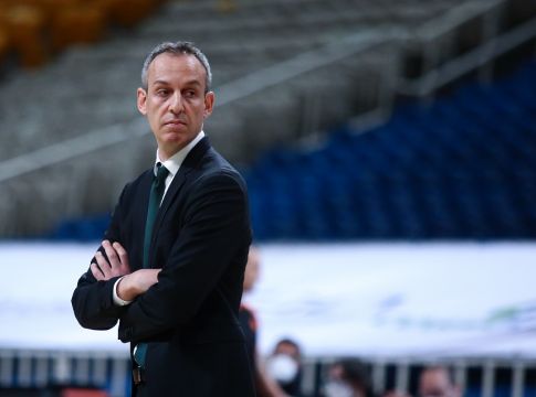 Παναθηναϊκός : Έξαλλος με τους διαιτητές ο Κάτας