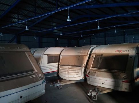 Σεισμός στην Ελασσόνα : Μη κατοικήσιμα 520 σπίτια – Στέλνει τροχόσπιτα το υπ. Μεταφορών