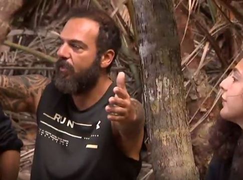 Survivor : Το Twitter δείχνει την έξοδο στον Τριαντάφυλλο (vid+pics)