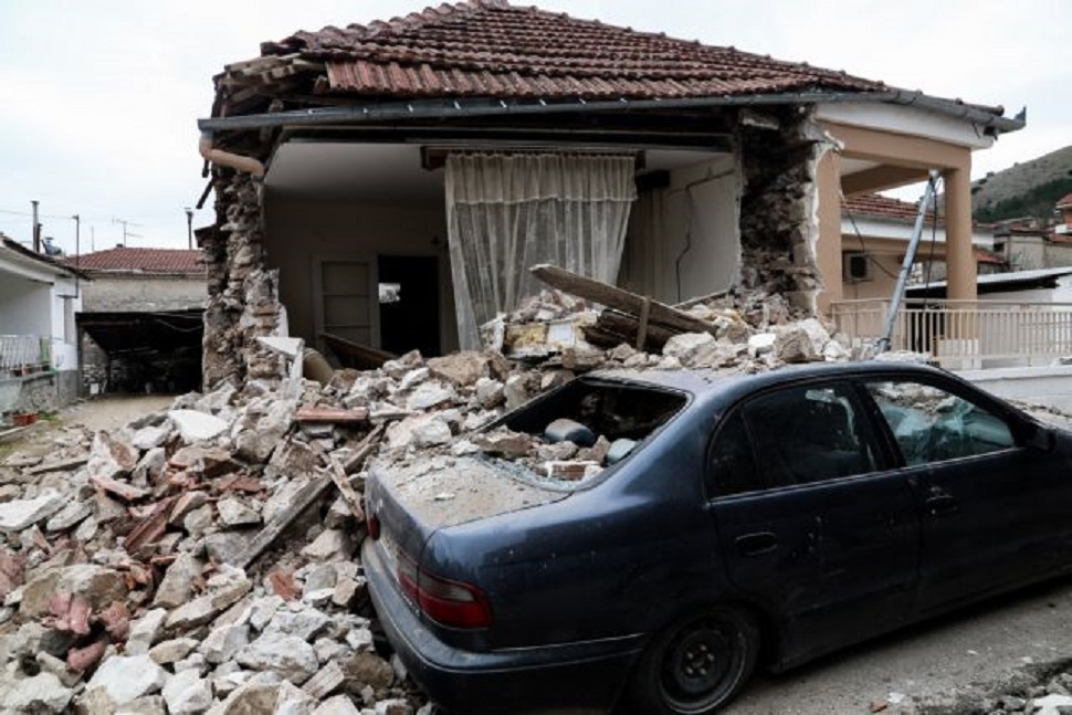 Πέτσας στο MEGA : Δίνουμε 300.000 ευρώ στους σεισμόπληκτους δήμους προς ενίσχυση των πολιτών που επλήγησαν
