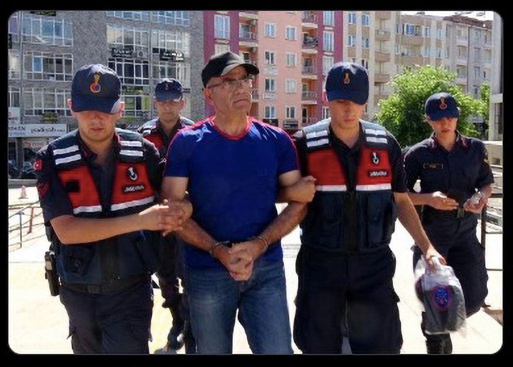 Αγρια δολοφονία : Σκότωσε με 20 σφαίρες την κόρη του γιατί δεν του έλεγε πού ήταν η μητέρα της