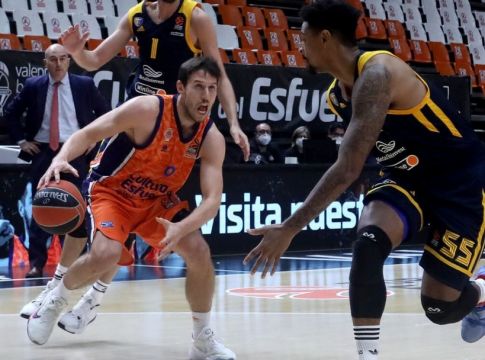 Χίμκι-Βαλένθια 68-77: Ισπανικό διπλό για Play Off