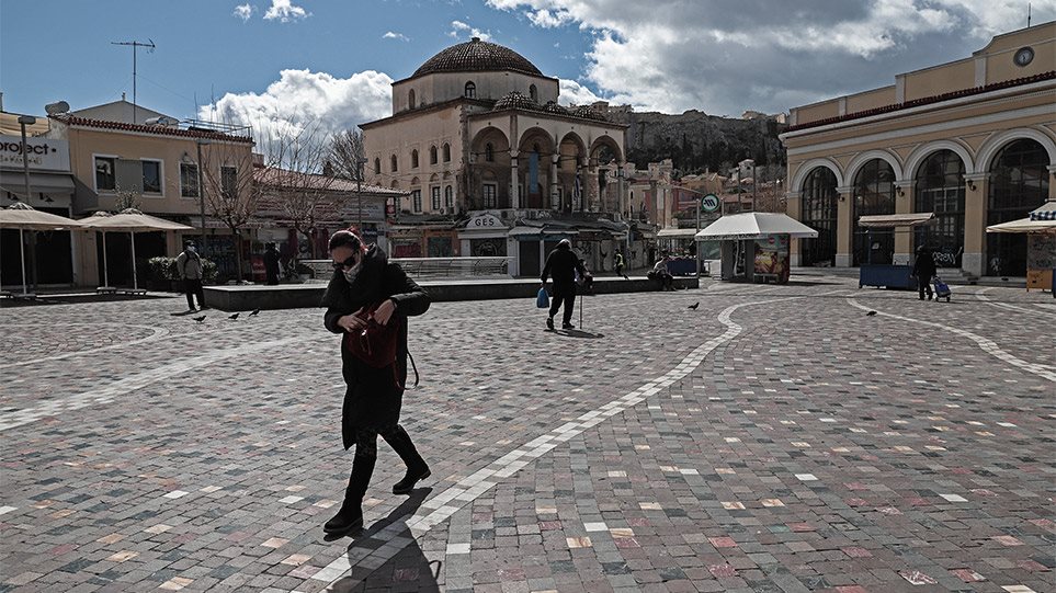 Πώς θα ανοίξουν σχολεία και καταστήματα – Πόσο επιβαρύνεται η πανδημία