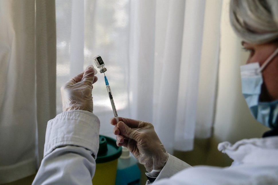 Θάνατος 65χρονης στο Ίλιον μετά το εμβόλιο : Πνευμονικό οίδημα η αιτία