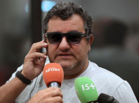 Ραϊόλα : «Γιατί υπάρχει ακόμα η διεφθαρμένη η FIFA;»