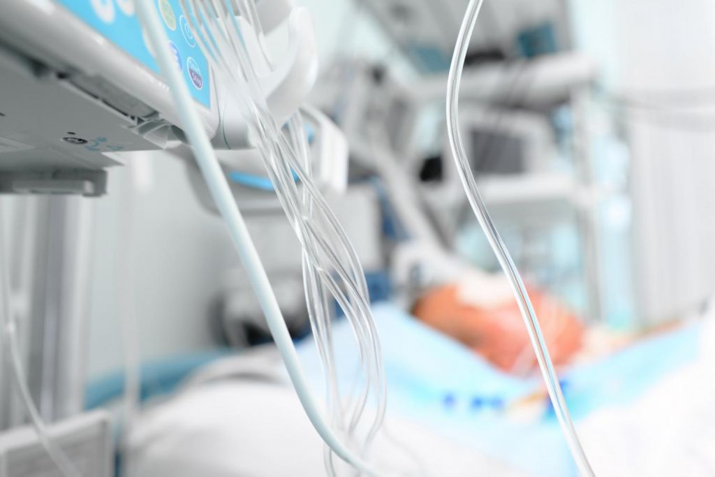 Κορωνοϊός : Στο όριο τα νοσοκομεία της Αχαΐας – Γέμισαν τα κρεβάτια στις εντατικές