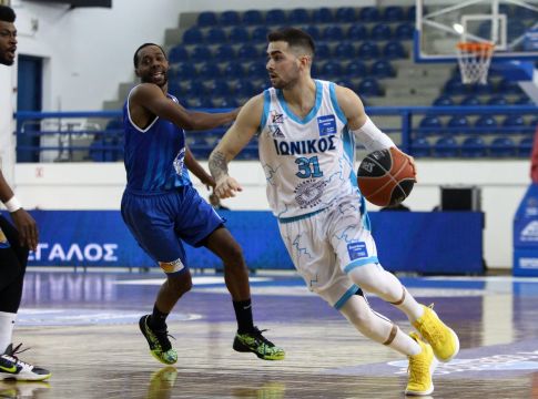 Συμφώνησε με Κόνιαρη η ΑΕΚ