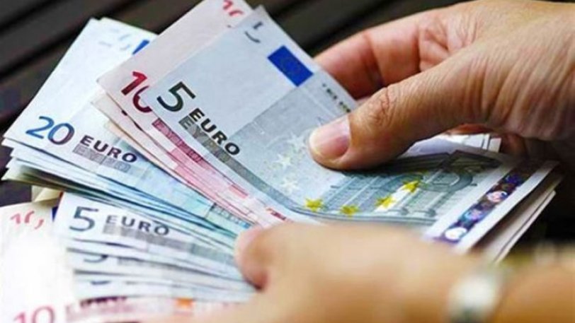 Επίδομα 400 ευρώ : Πώς θα γίνει η καταβολή από e-ΕΦΚΑ και ΟΑΕΔ στους δικαιούχους