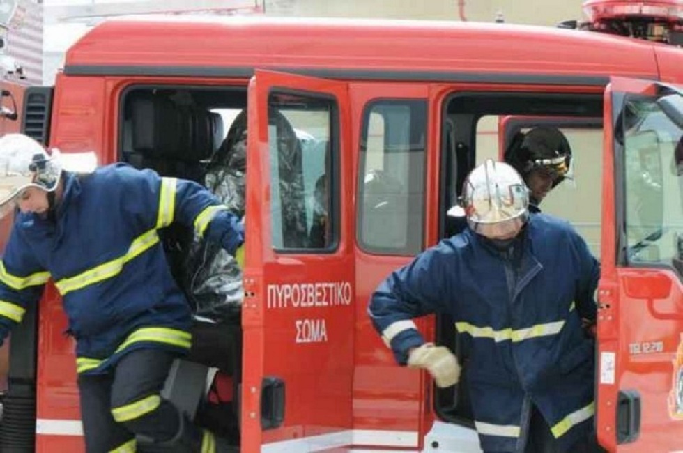 Σεισμός στην Ελασσόνα: Πληροφορίες για εγκλωβισμένο άνδρα στο Μεσοχώρι