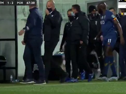 Aποβολή για Κονσεϊσάο στο Πορτιμονένσε – Πόρτο και οκτάλεπτη διακοπή (vid)