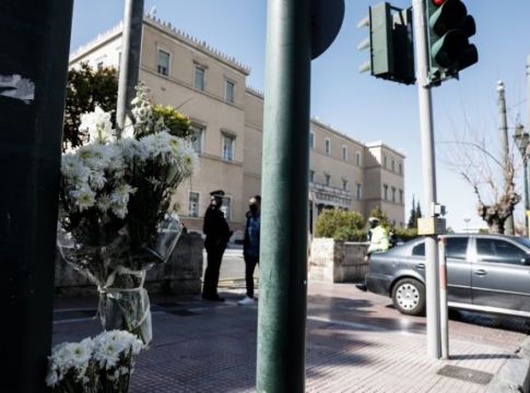 Tι «μαρτυρά» βίντεο ντοκουμέντο από το τροχαίο στη Βουλή – Καρέ-καρέ το δυστύχημα