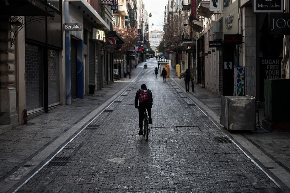 Lockdown : Μαύρες σκιές στον οδικό χάρτη για το άνοιγμα της οικονομίας – Σε απόγνωση έμποροι και επαγγελματίες