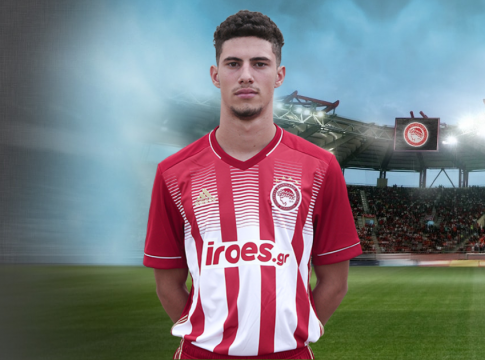 Χριστοφιλόπουλος : Το παιδί-θαύμα της πλατείας που πήρε μαζί του ο Μαρτίνς