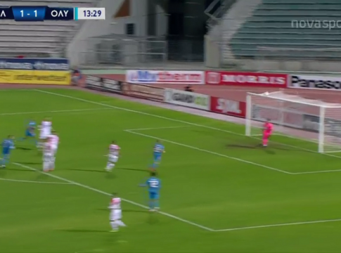 Βόλος – Ολυμπιακός : Πάνω από το οριζόντιο δοκάρι το σουτ του Εμβιλά (vid)