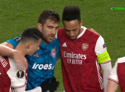 Η «σύσκεψη» του Σωκράτη με τους πρώην συμπαίκτες του (vid)