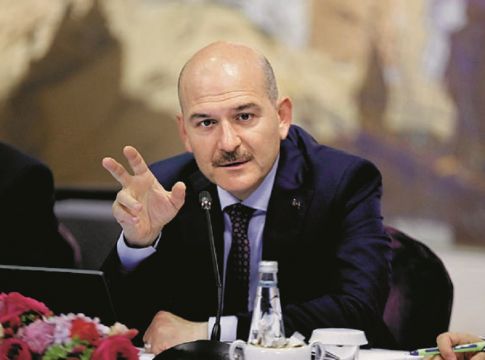 Εκτός ελέγχου ο Σοϊλού με προπαγανδιστικό βίντεο: «Η Ελλάδα επιχειρεί να κάψει ανθρώπους»