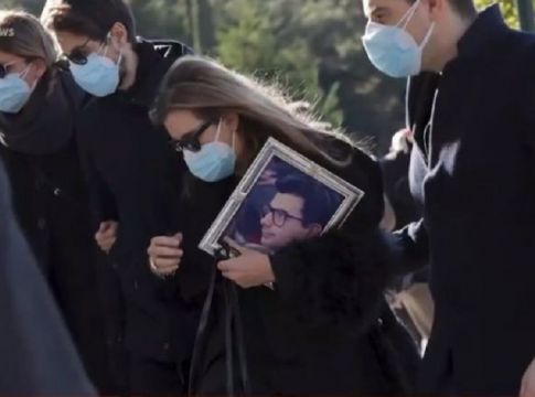 Θάνατος Βαλυράκη : Ξέρουν τους δράστες αλλά κουκουλώνουν το έγκλημα, λέει η οικογένειά του (vid)