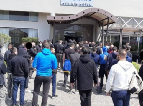 Παναιτωλικός : «Ντόπες» κόσμου πριν το παιχνίδι με ΑΕΛ (pic)
