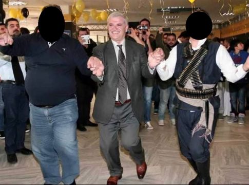 Οι χοροί καλά κρατούν: «Εξαφανίσου ψευτοεπενδυτή»