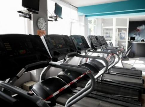 Πότε ανοίγουν κέντρα αισθητικής, σχολές οδηγών και γυμναστήρια