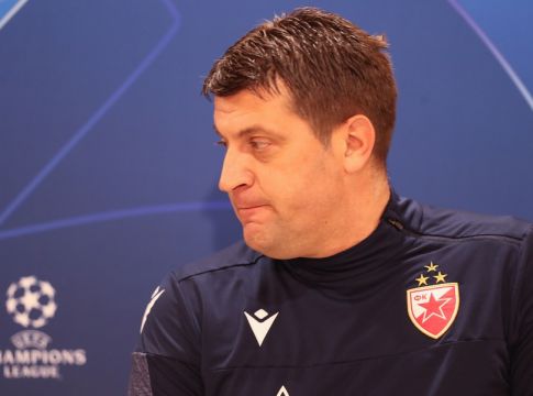 Η ΑΕΚ αποκτά ανταγωνιστή για τον Βλάνταν Μιλόγεβιτς