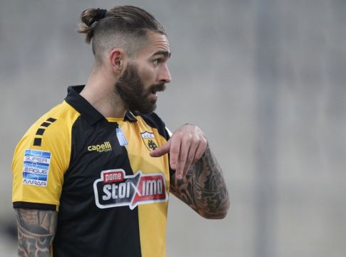 Σε ομάδα έκπληξη ο Λιβάγια – Παίζει ομίλους Champions League